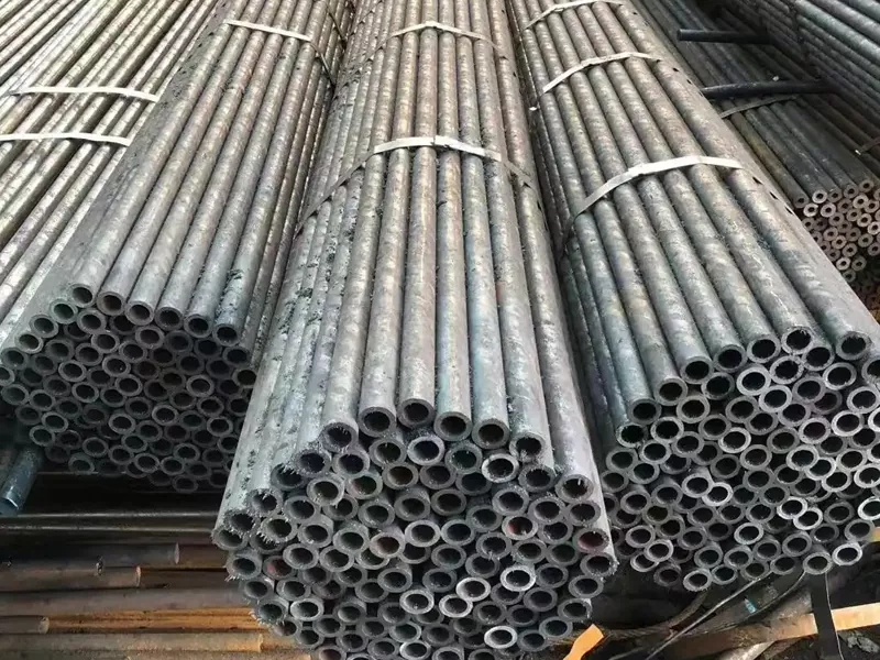 Why Choose Carbon Steel Seamless Pipe for Industrial Applications?
